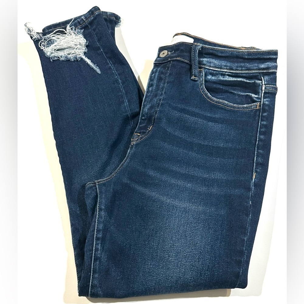 Vervet Women's Blue Jeans, Size 30, High-Rise, Skinny Fit, Stretch Distressed - Picture 6 of 13